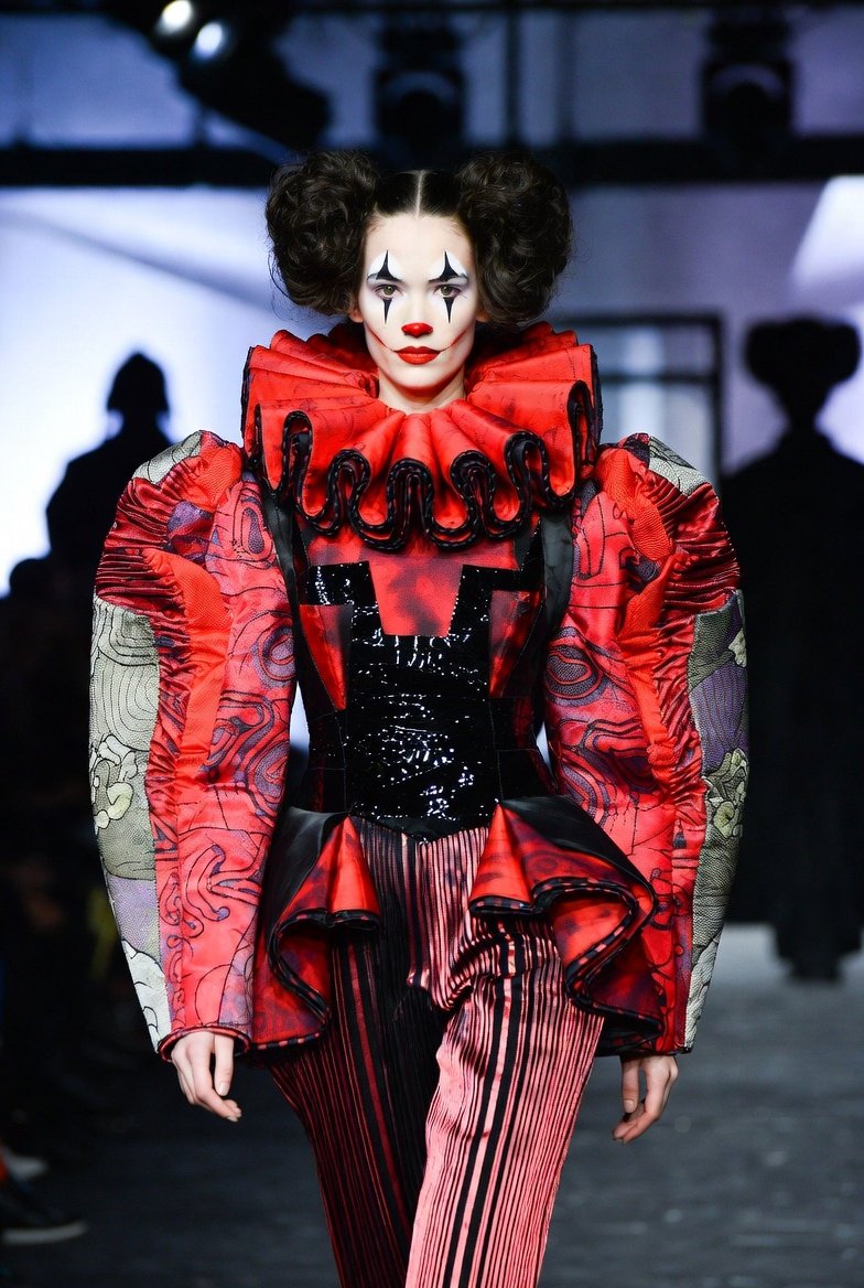 Life is Life — The Scarlet Ringmaster